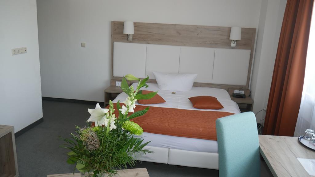 Komfort Hotel Ludwigsburg Ngoại thất bức ảnh