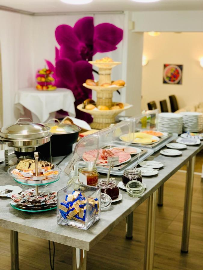 Komfort Hotel Ludwigsburg Ngoại thất bức ảnh
